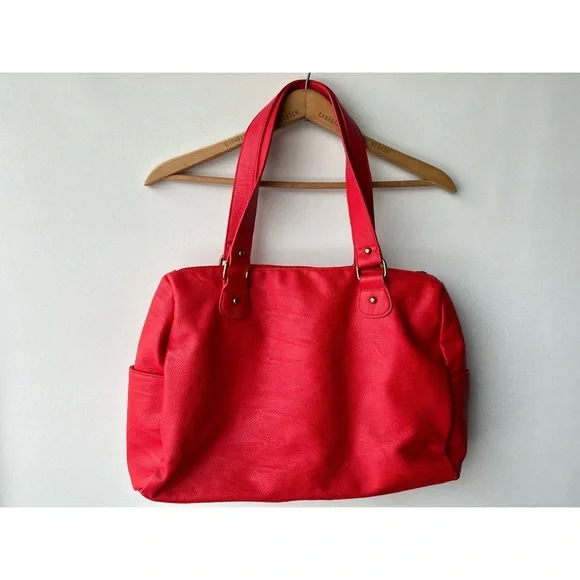 Hurley | Cherry red weekender duffel bag - Picture 8 of 16